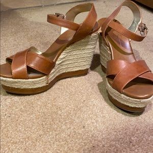 Platform sandals
